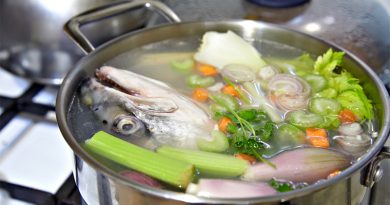 Receita: Fumet de Peixe ou Fundo de Peixe da chef Paola Carosella Receita: Fumet de Peixe ou Fundo de Peixe da chef Paola Carosella