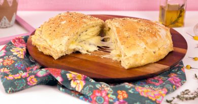 Receita: Calzone de 4 Queijos Receita: Calzone de 4 Queijos