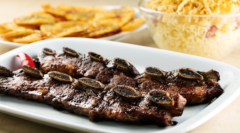 Desejo de comer uma boa carne? Otro Parrilla te ajuda!