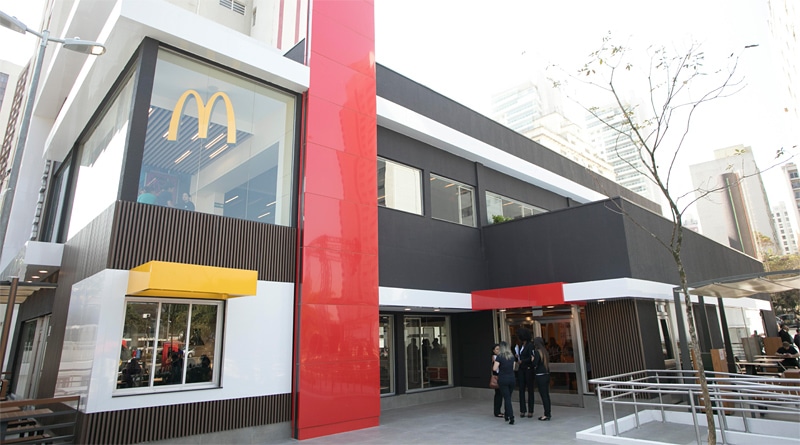 Novo McDonald's é inaugurado em SP com conceito de "loja do futuro"
