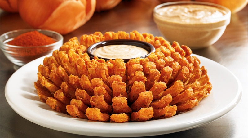 7 curiosidades sobre a famosa cebola gigante do Outback