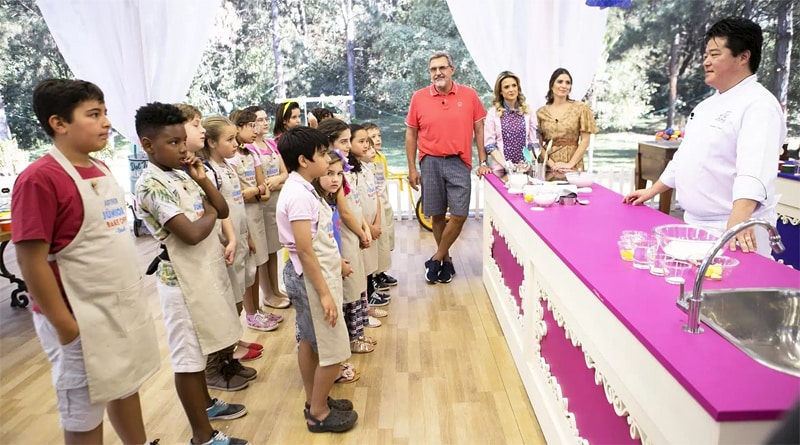 Rogério Shimura participa do Júnior Bake Off Brasil