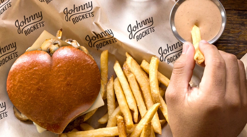 Johnny Rockets celebra Dia dos Namorados com novidade no cardápio