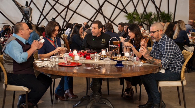 Cozinheiros do MasterChef Profissionais disputam prova na fábrica da Cacau Show