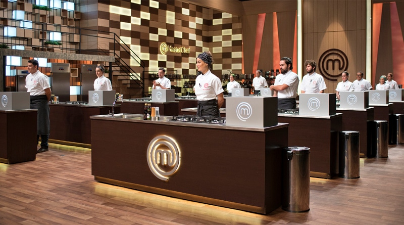 Cozinheiros do MasterChef Profissionais enfrentam a primeira Caixa Misteriosa