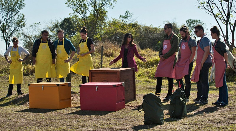 Cozinheiros do MasterChef Profissionais encaram cozinha rústica no meio da natureza