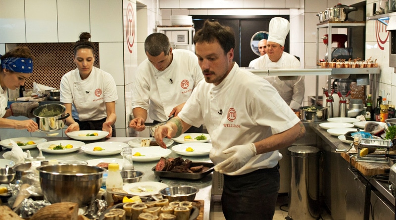 Cozinheiros do MasterChef Profissionais encaram a última prova em equipe