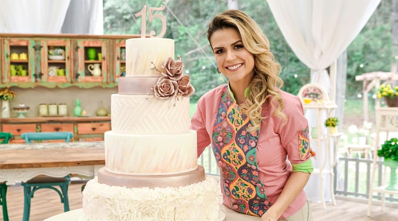 Bake Off Brasil chega à semifinal neste sábado com "Bolo Debutante"