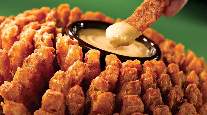 Outback oferece famosa Bloomin' Onion grátis entre os dias 21 e 25