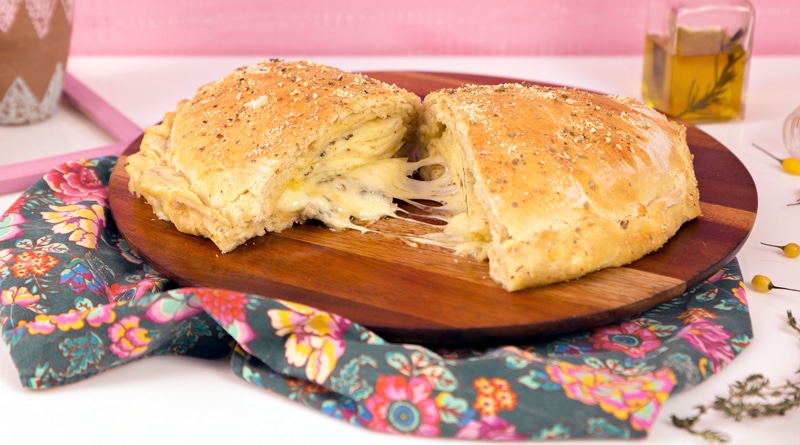 Receita: Calzone de 4 Queijos