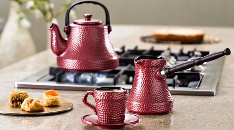 Ibriks de cerâmica: a melhor forma de preparar o tradicional café turco