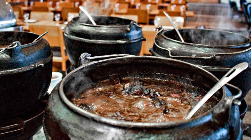 Hotel Holiday Inn Parque Anhembi em São Paulo promove feijoada beneficente