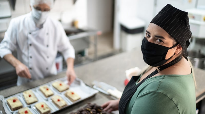 Venda de comida caseira: o que é preciso adaptar em nossa cozinha?