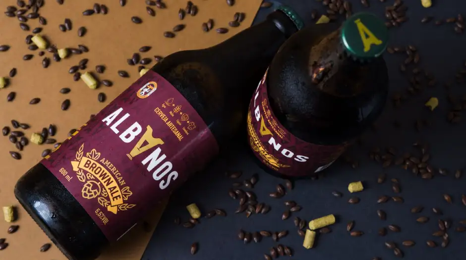 Cerveja Albanos ​Brown Ale é eleita a melhor do Brasil