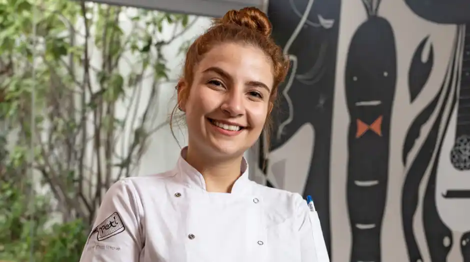 Jovem chef brasileira participa de competição de gastronomia mundial