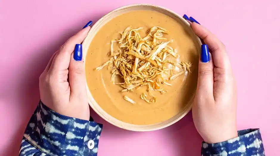 Olga Ri tem cardápio de sopas e bowl com assinatura da Chef Cafira Foz