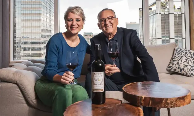Galvão Bueno e Ambev lançam vinho que celebra irmandade entre Brasil e Argentina