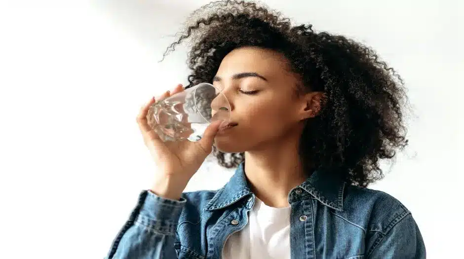 Hidratação: entenda os benefícios da água para o organismo