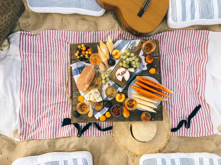 Proteção solar: conheça alimentos que podem diminuir danos causados pela exposição ao sol