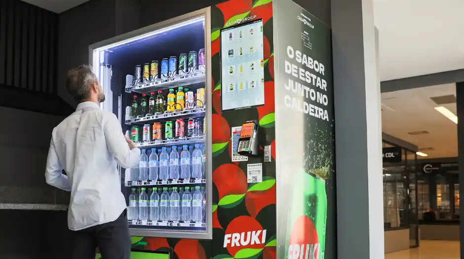 Fruki Bebidas amplia projeto de máquinas de venda automática B2C no Rio Grande do Sul