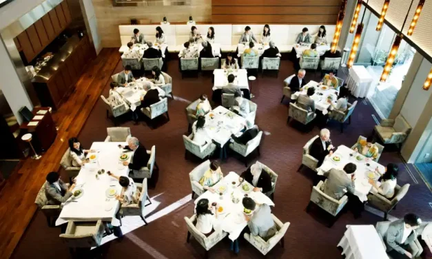 Entenda como a distribuição das mesas no restaurante impacta no sucesso do negócio
