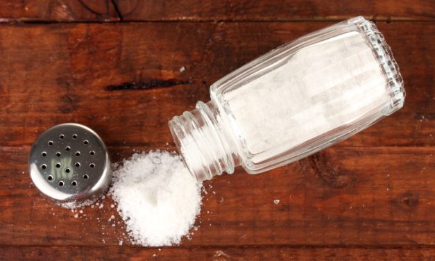 Os riscos à saúde associados ao consumo excessivo de Sal