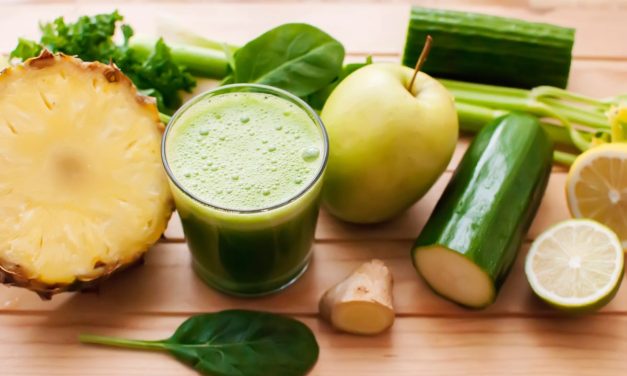Aprenda a fazer suco detox delicioso para purificar seu organismo