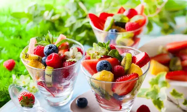 Salada de Frutas: Aprenda a Criar uma Deliciosa Opção para o Seu Lanche