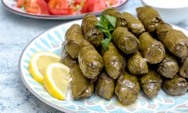 Dolmades, o prato popular da Grécia