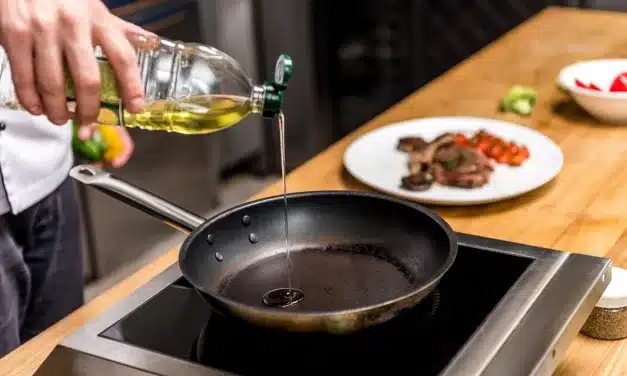 Descarte Sustentável: Como Descartar o Óleo de Cozinha Usado