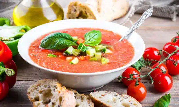 Receita Refrescante: Gazpacho para Combater o Calor!