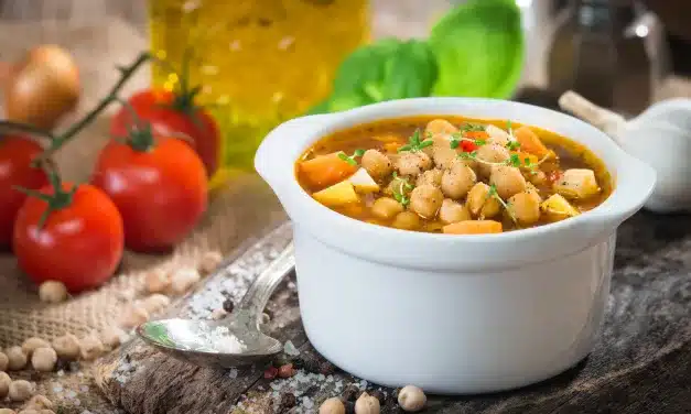 Janta Saudável: Guisado de Grão de Bico com Legumes