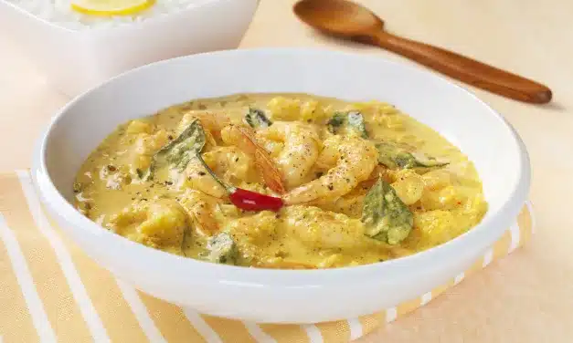 Camarões ao Curry com Leite de Coco para Surpreender o Paladar