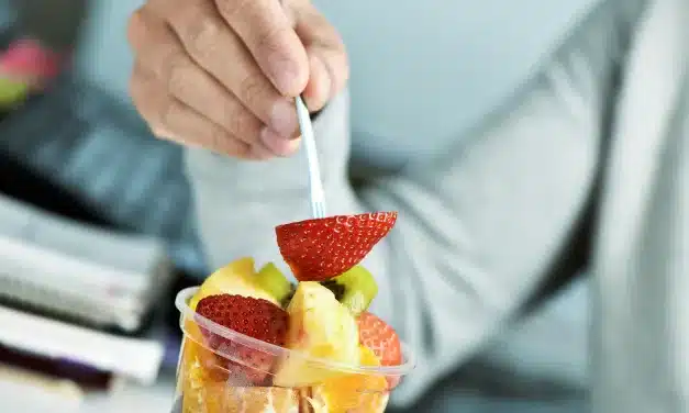 Altas temperaturas: 3 frutas que contribuem na hidratação do corpo
