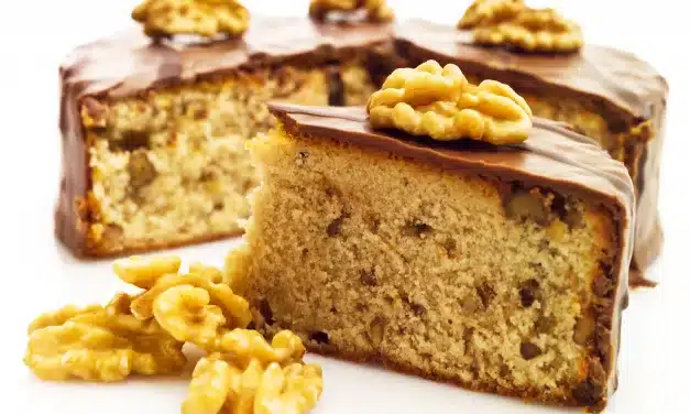 Bolo de Nozes: Surpreenda Seus Sentidos!