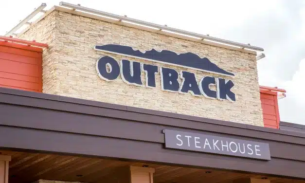 Outback oferece 70 vagas de emprego em São Paulo
