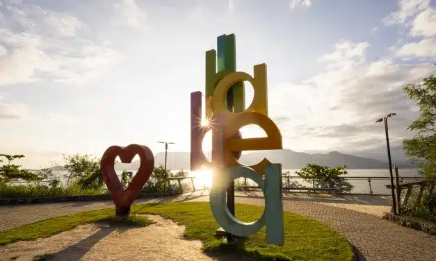 Ilhabela: Hospede-se a 200 metros da praia da Feiticeira na pousada mais sustentável da ilha