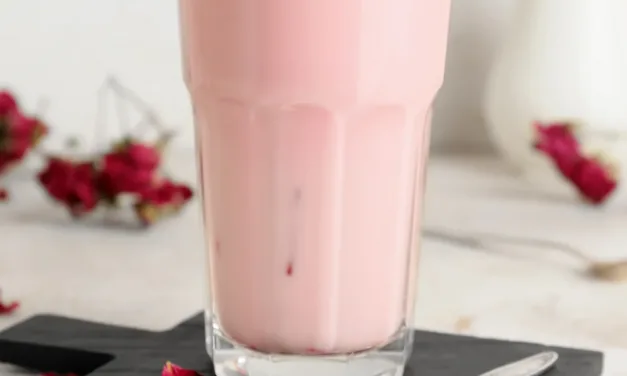 Vitamina Cremosa de Banana e Goiaba Desfrute dessa Delícia
