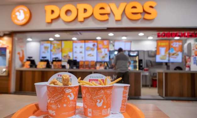 Popeyes® distribui frango frito de graça no dia 1º de maio