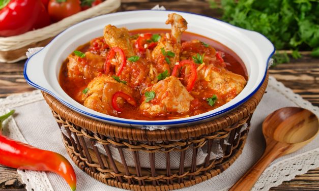 Frango Ensopado: Sabor Caseiro e Confortante