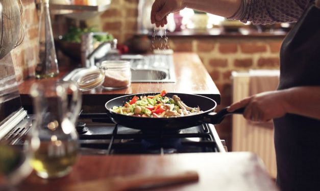 Ergonomia na cozinha: adaptações para otimizar o espaço