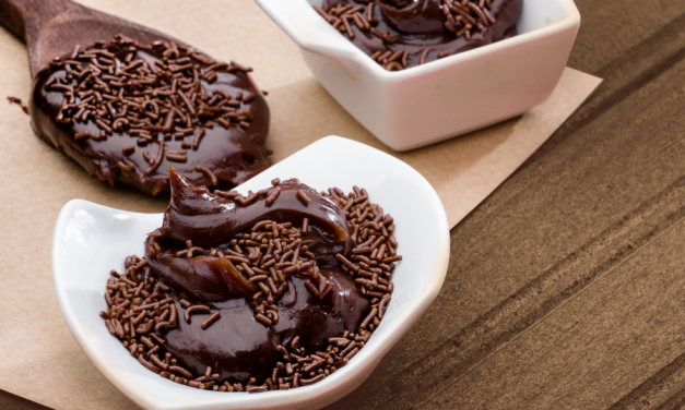 Brigadeiro de micro-ondas com chocolate amargo