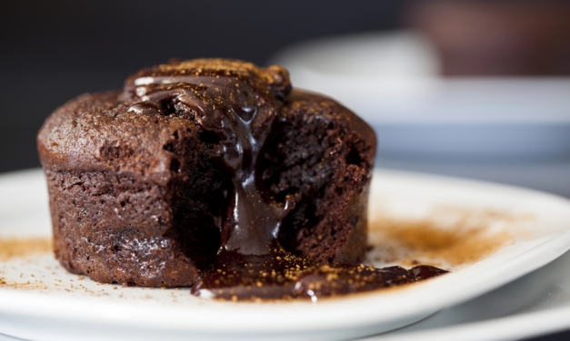 Suflê de chocolate: como fazer e evitar que murche