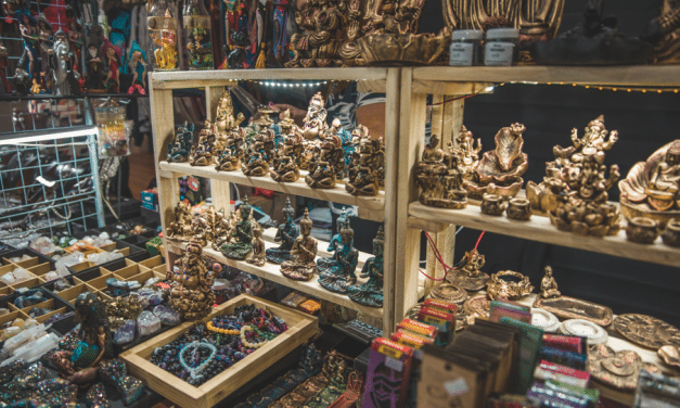 Mercado Místico com programação cultural em São José