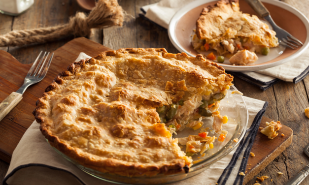 Torta saborosa de frango: receita fácil e deliciosa