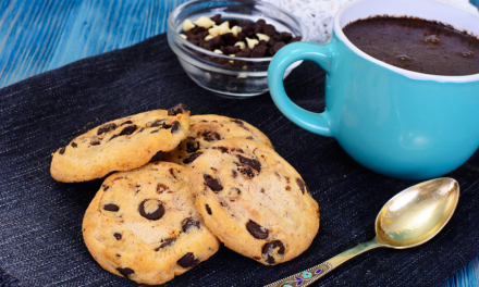 Cookies com gotas de chocolate ao leite