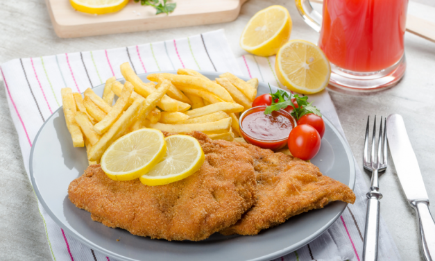 Bife à milanesa: crocante por fora, suculento por dentro!
