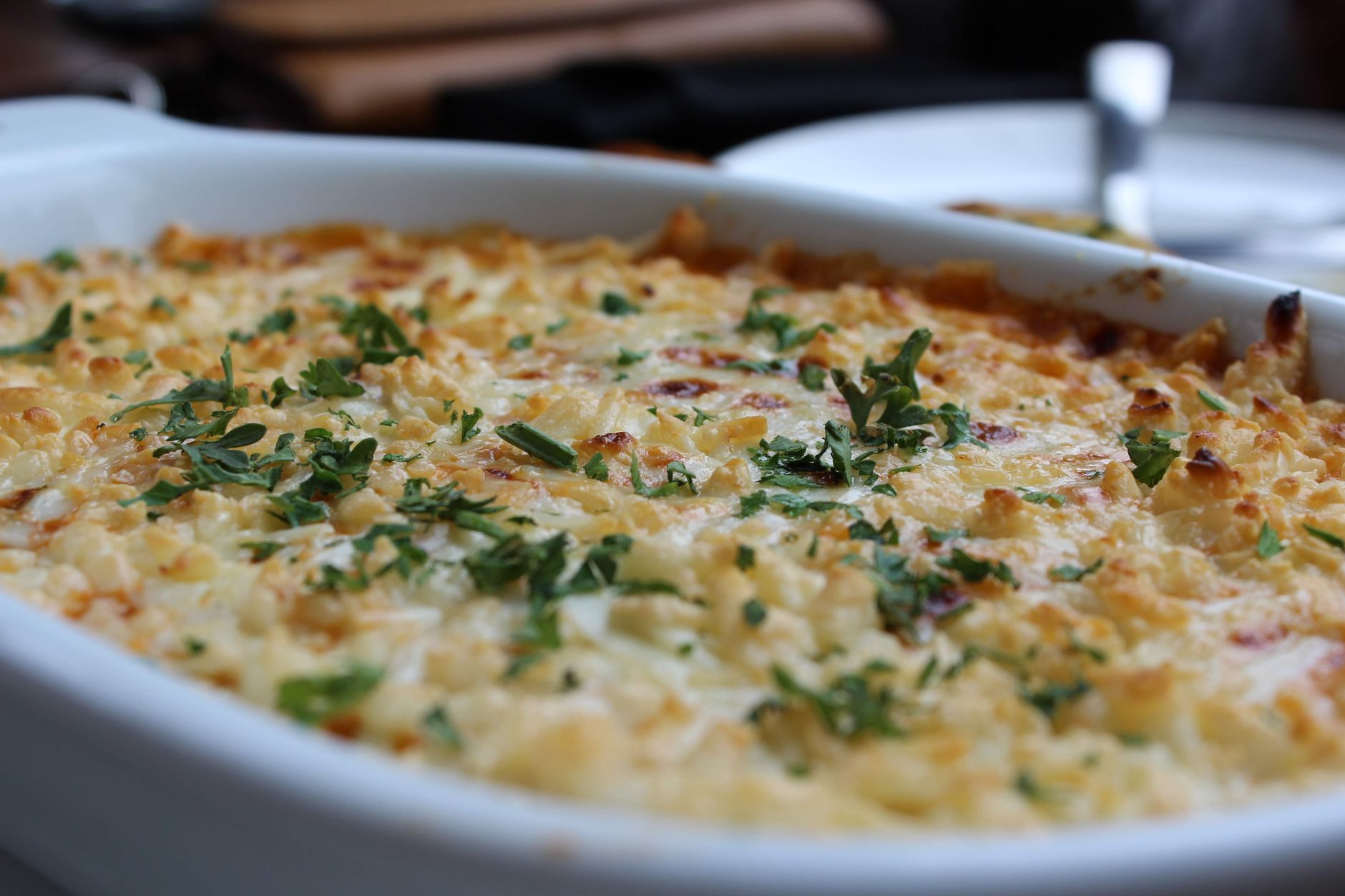 Fatia de arroz de forno gratinado com queijo e presunto