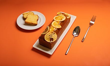 Bolo de Laranja com Calda: Fofo e Perfumado
