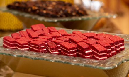 Bolo Red Velvet Simplificado: Cor e Sabor sem Complicação